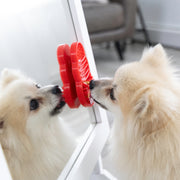 KONG Licks Juguete para perros con Pliegues y ranuras para una distracción divertida y relajante